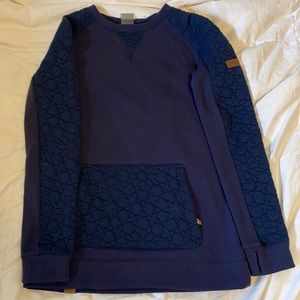 Roxy size small blue sweater. Pocket in front
